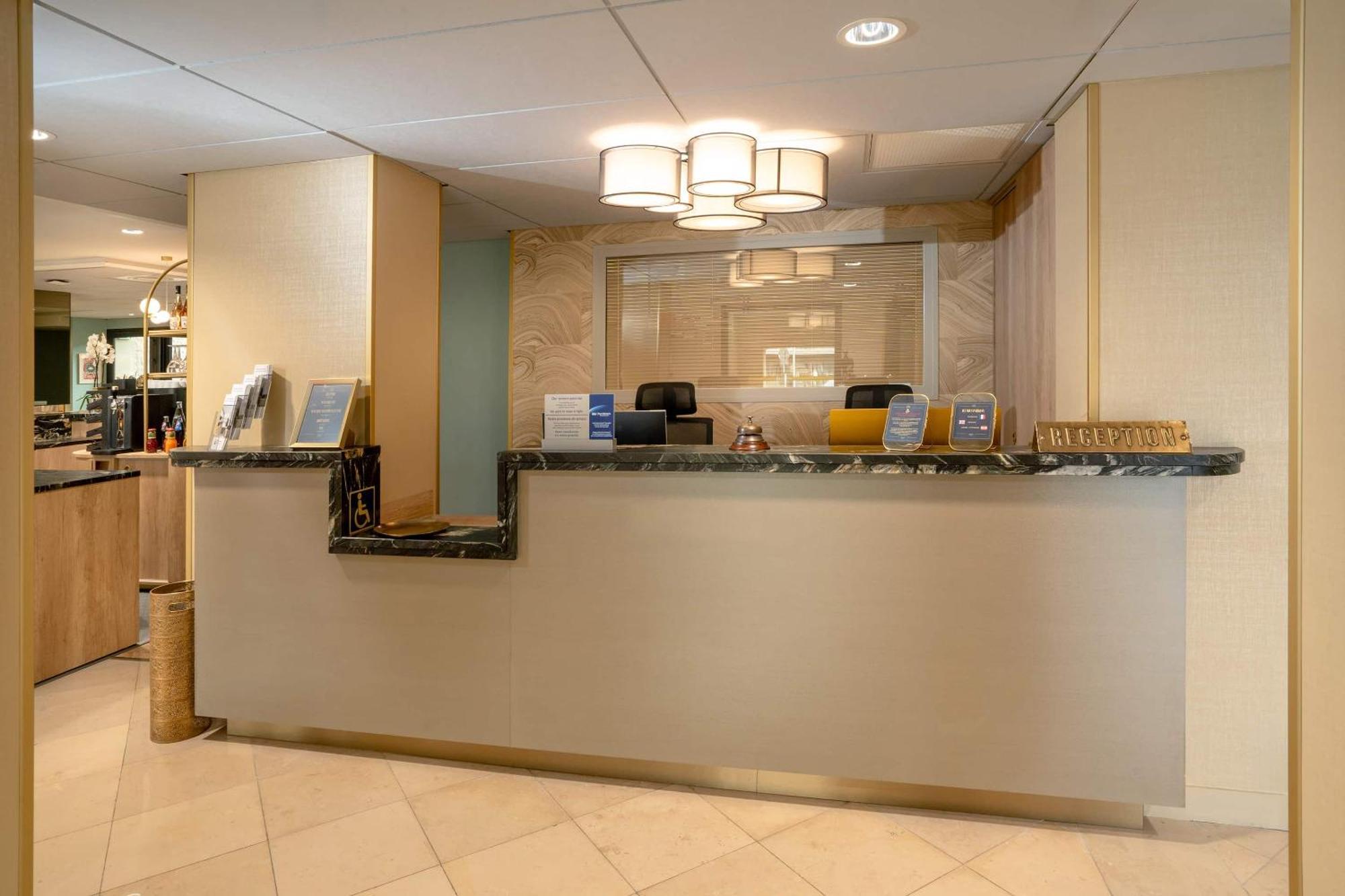 Best Western Hotel Le Quercy Бриве-ла-Гаилларде Экстерьер фото